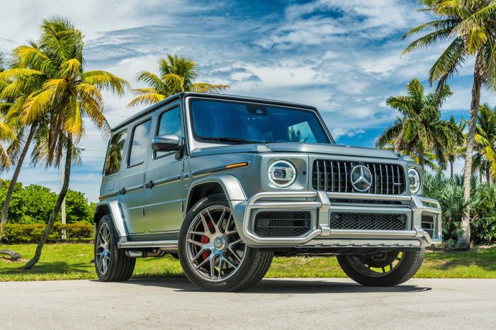 Rent a Mercedes Benz G63 AMG in Los Angeles
